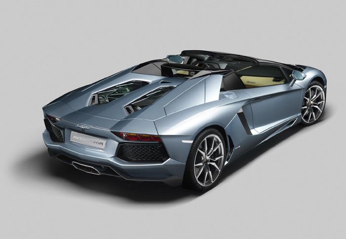 H Lamborghini ισχυρίζεται ότι είναι το πιο συναρπαστικό μοντέλο που κατασκεύασε ποτέ! Ίσως να μην έχει άδικο...
